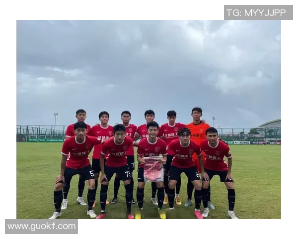 杭州足球队与成都足球队耐力对决赛后分析与总结