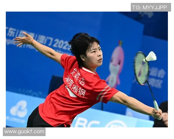 赛后分析：上海羽毛球队与南京羽毛球队的战术灵活性对比探讨